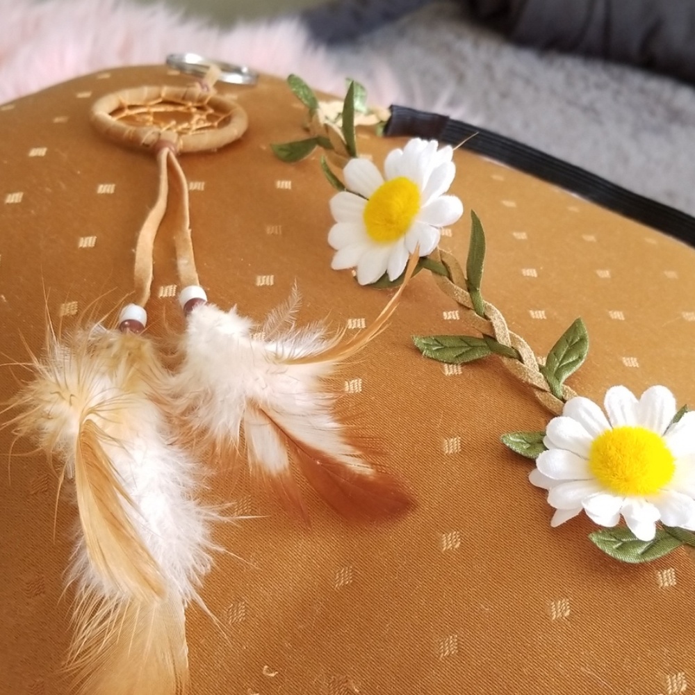 Festival Ready Accessories - Picture 3 of 3